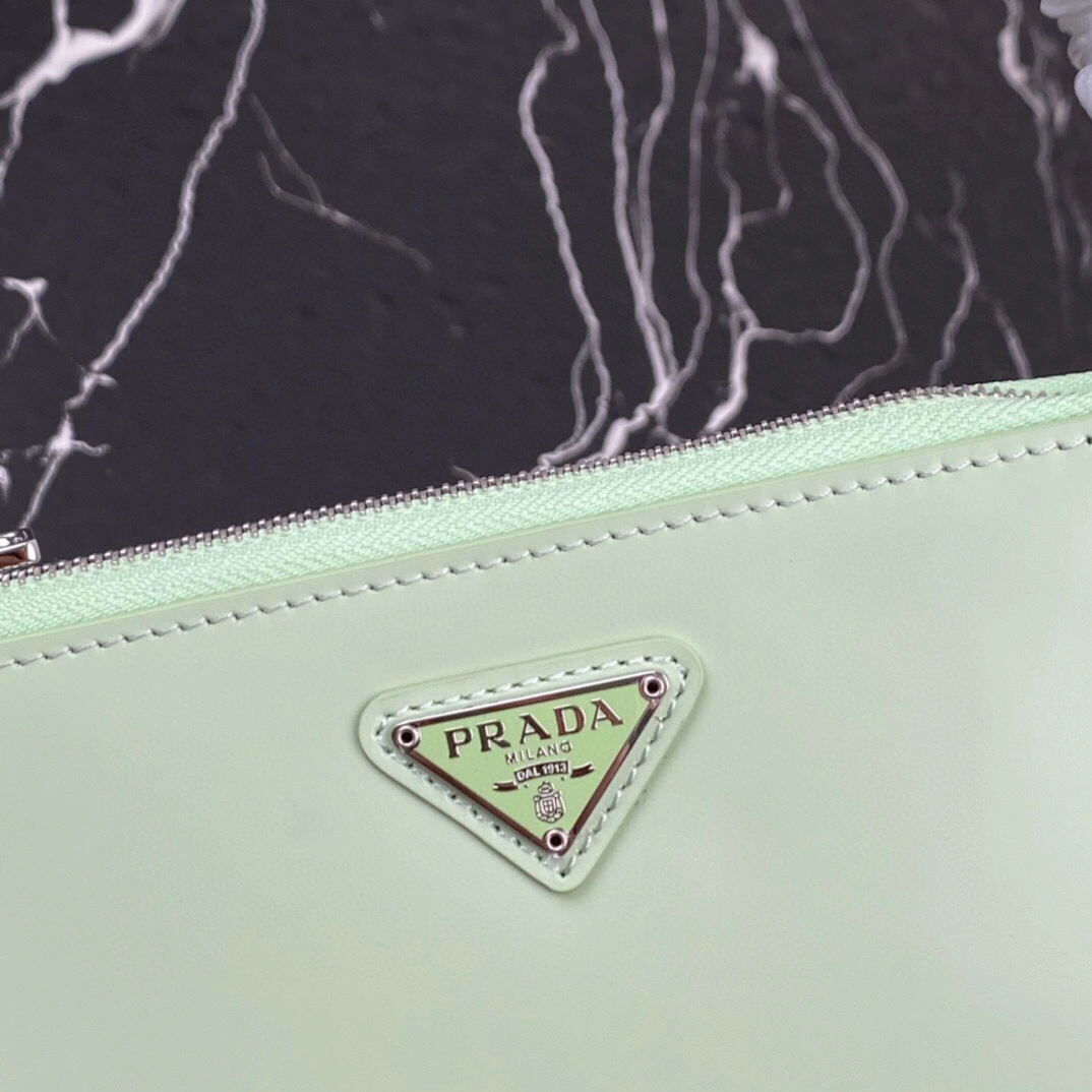 P*rada Top Bag 20*12*4.5cm Bold 9577