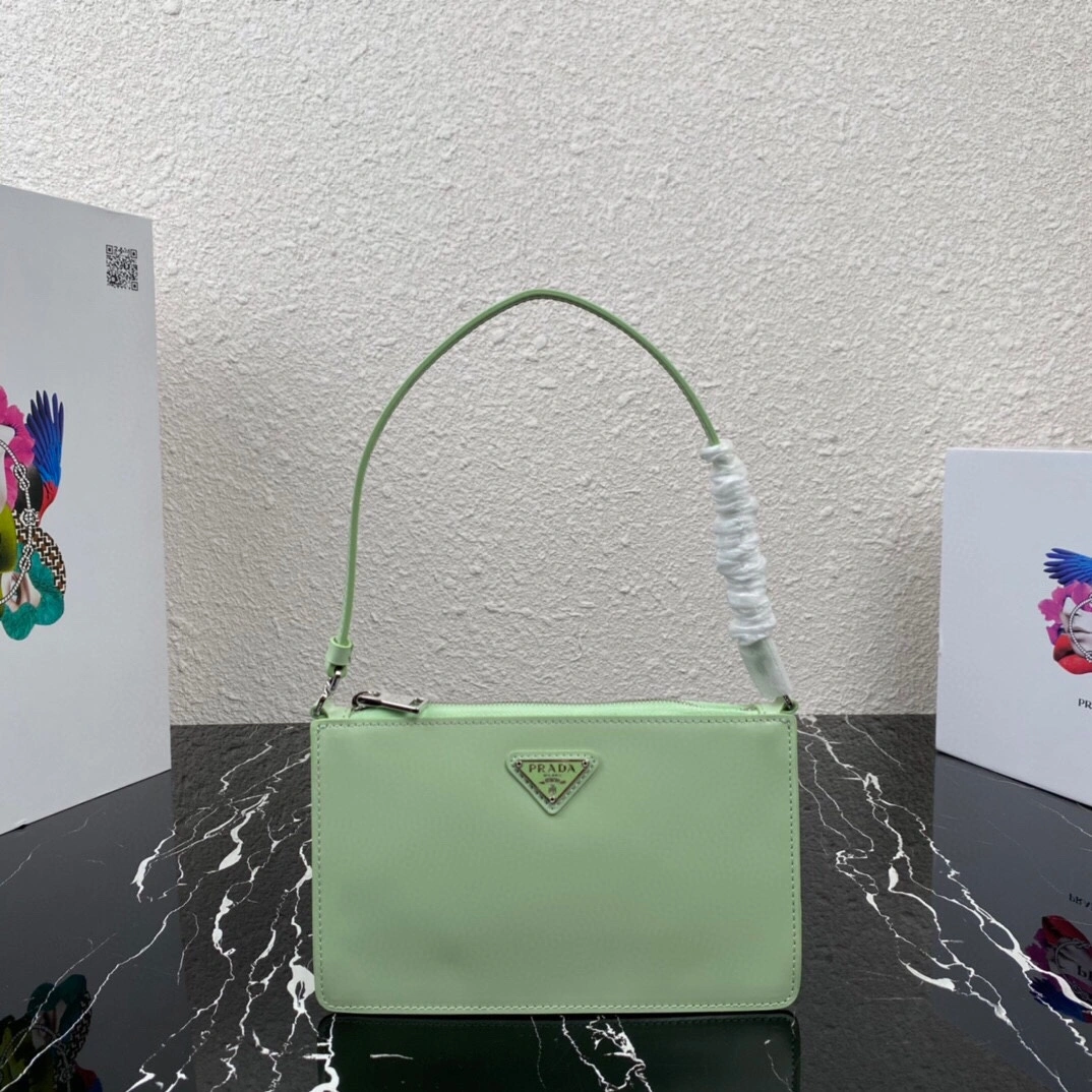 P*rada Top Bag 20*12*4.5cm Bold 9577