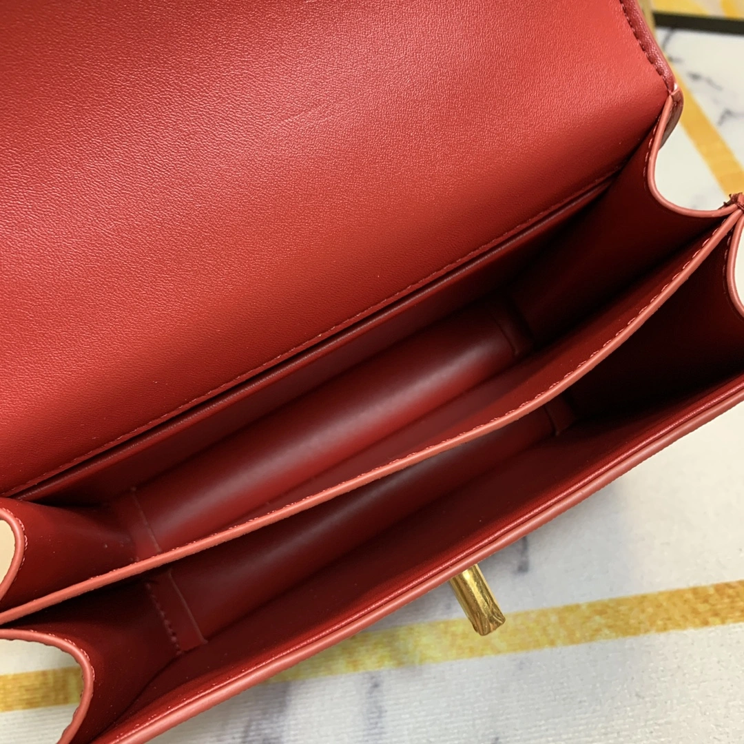 P*rada Top Bag 20*15*5cm FashionForward 9501
