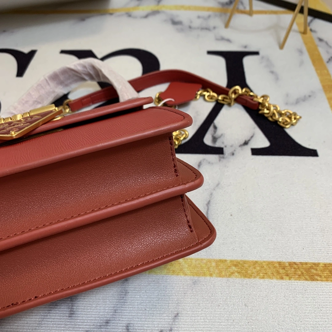 P*rada Top Bag 20*15*5cm FashionForward 9501