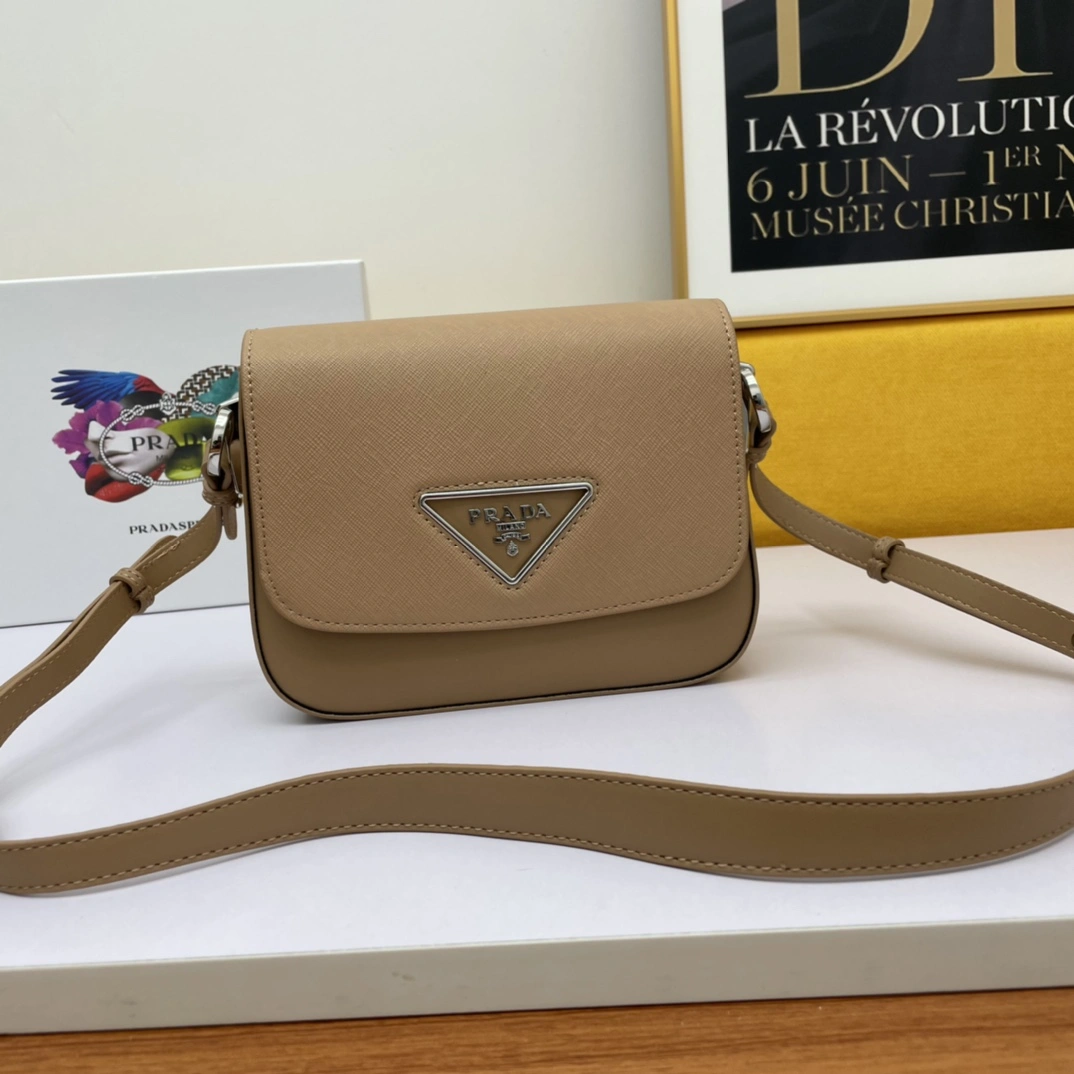 Sophisticated P*rada Top Bag 20*17*6cm 9489