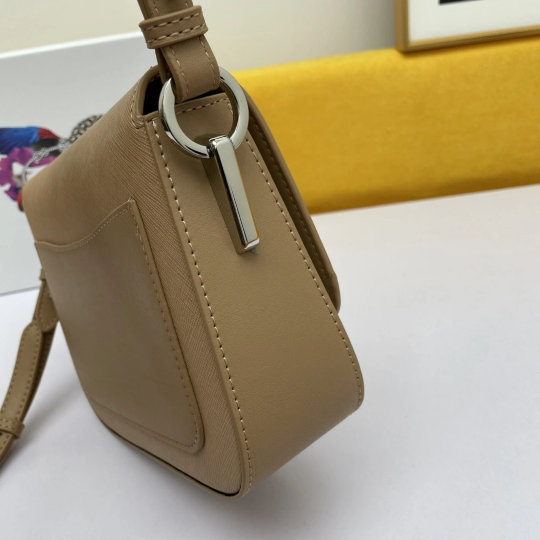 Sophisticated P*rada Top Bag 20*17*6cm 9489