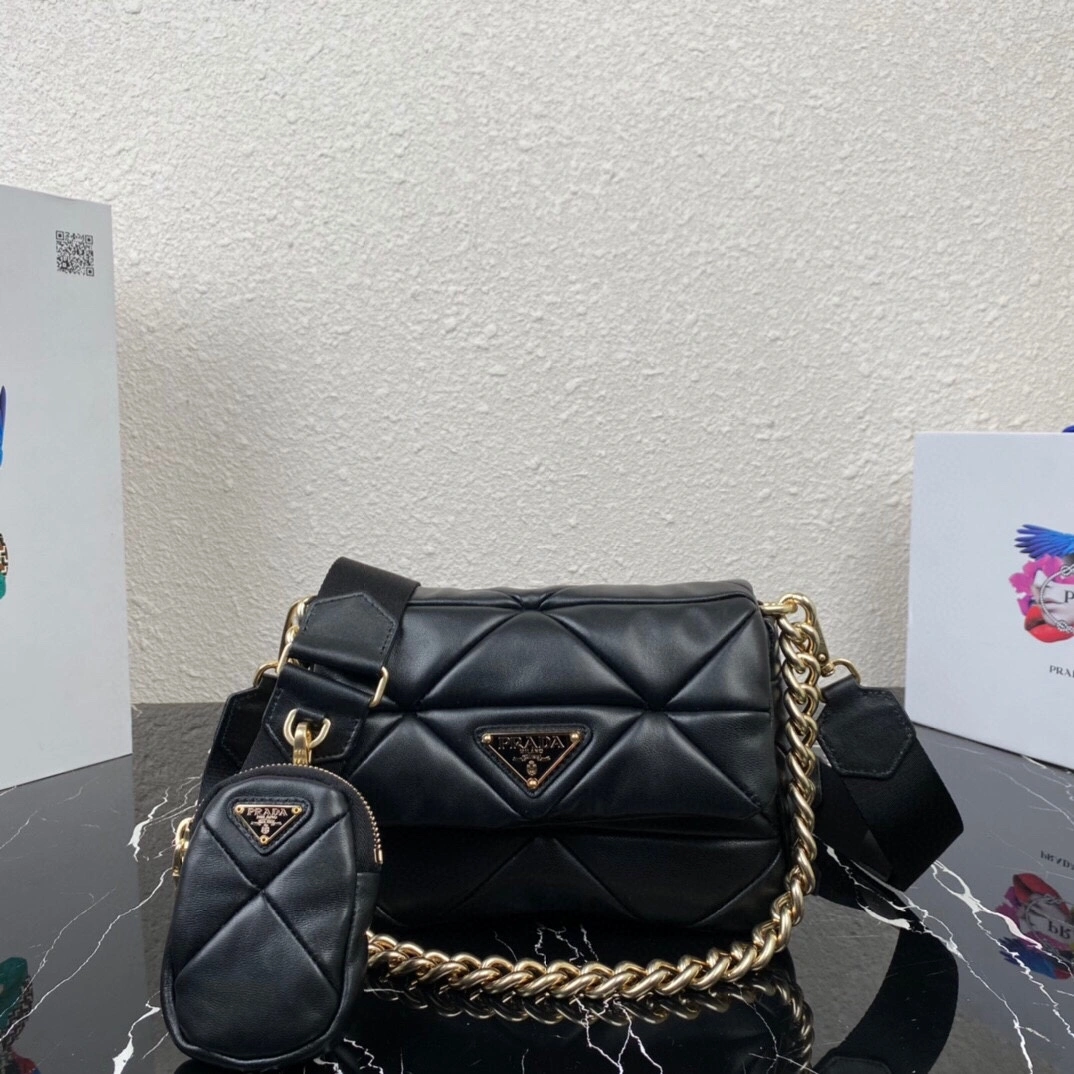 GoAnywhere P*rada Top Bag 21*16*7cm 9558