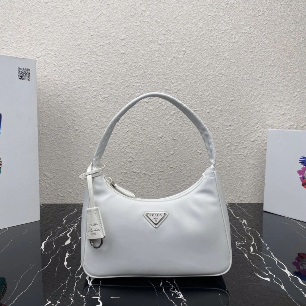 Efficient P*rada Top Bag 23*13*5cm 9564