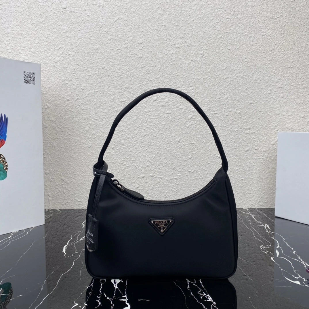 Efficient P*rada Top Bag 23*13*5cm 9564