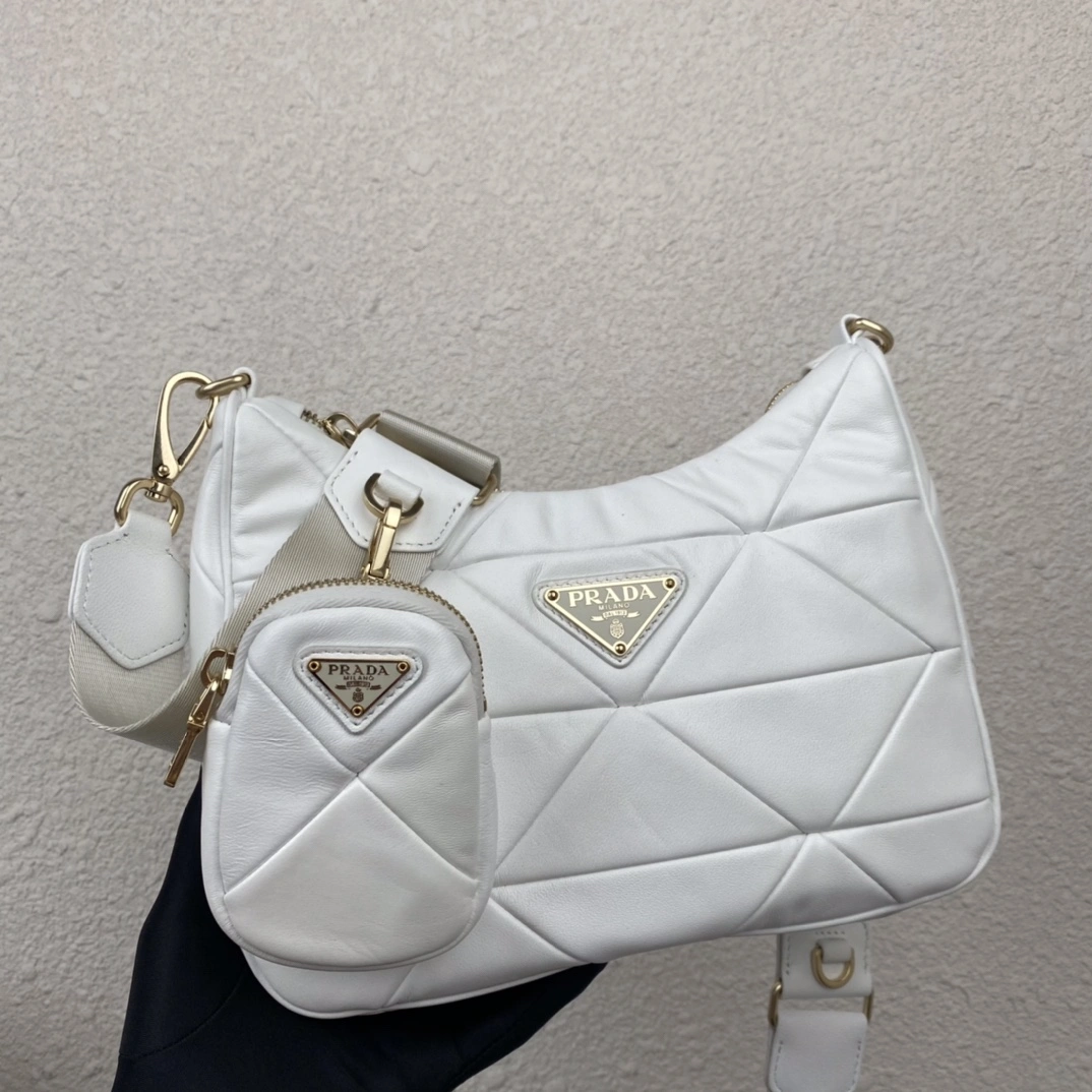 P*rada Top Bag 24*17*7cm Effortless 9566