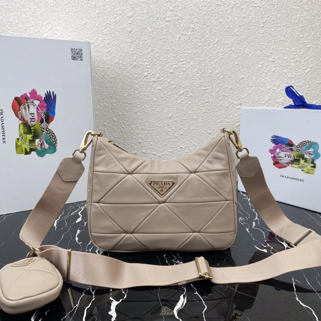 P*rada Top Bag 24*17*7cm Effortless 9566