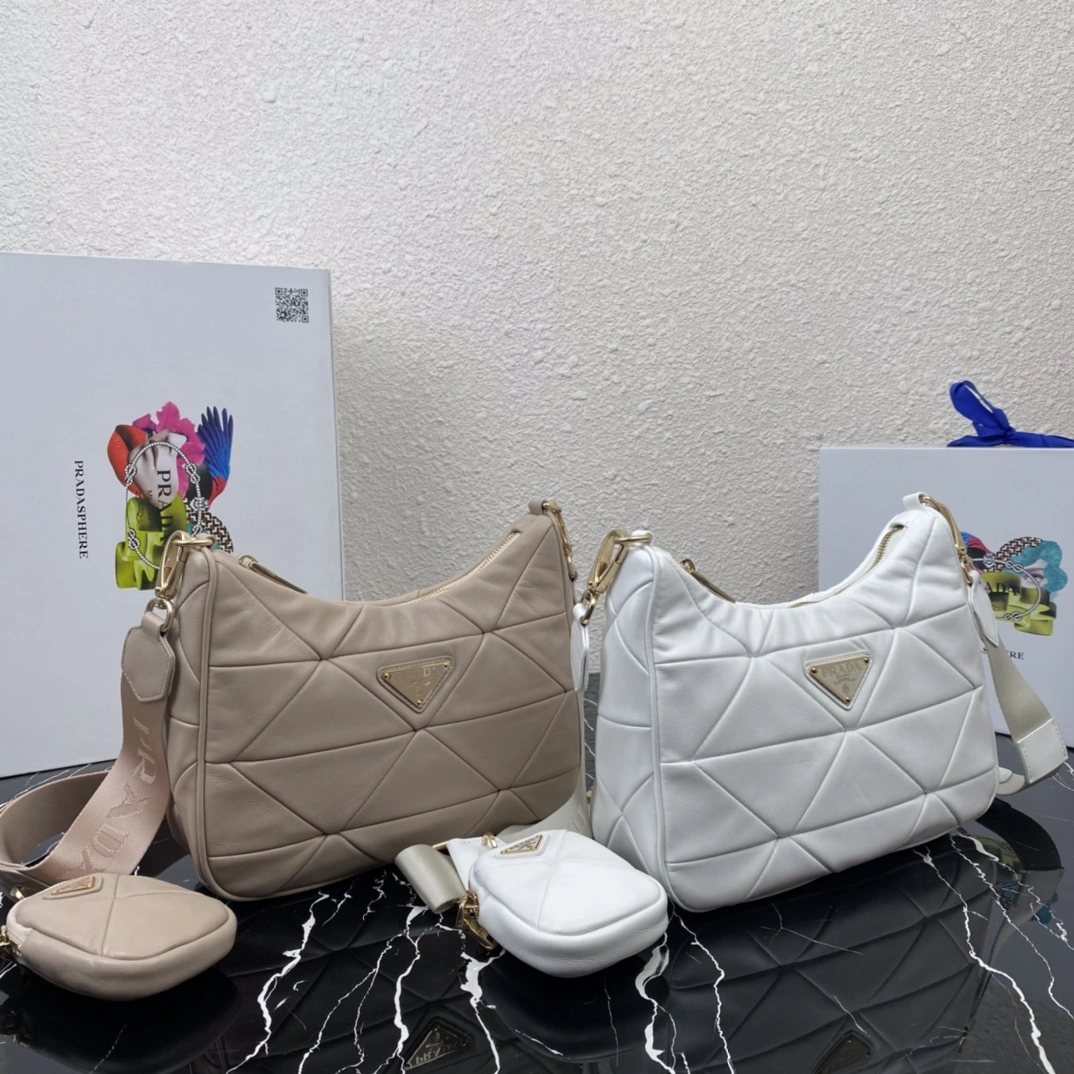 P*rada Top Bag 24*17*7cm Effortless 9566