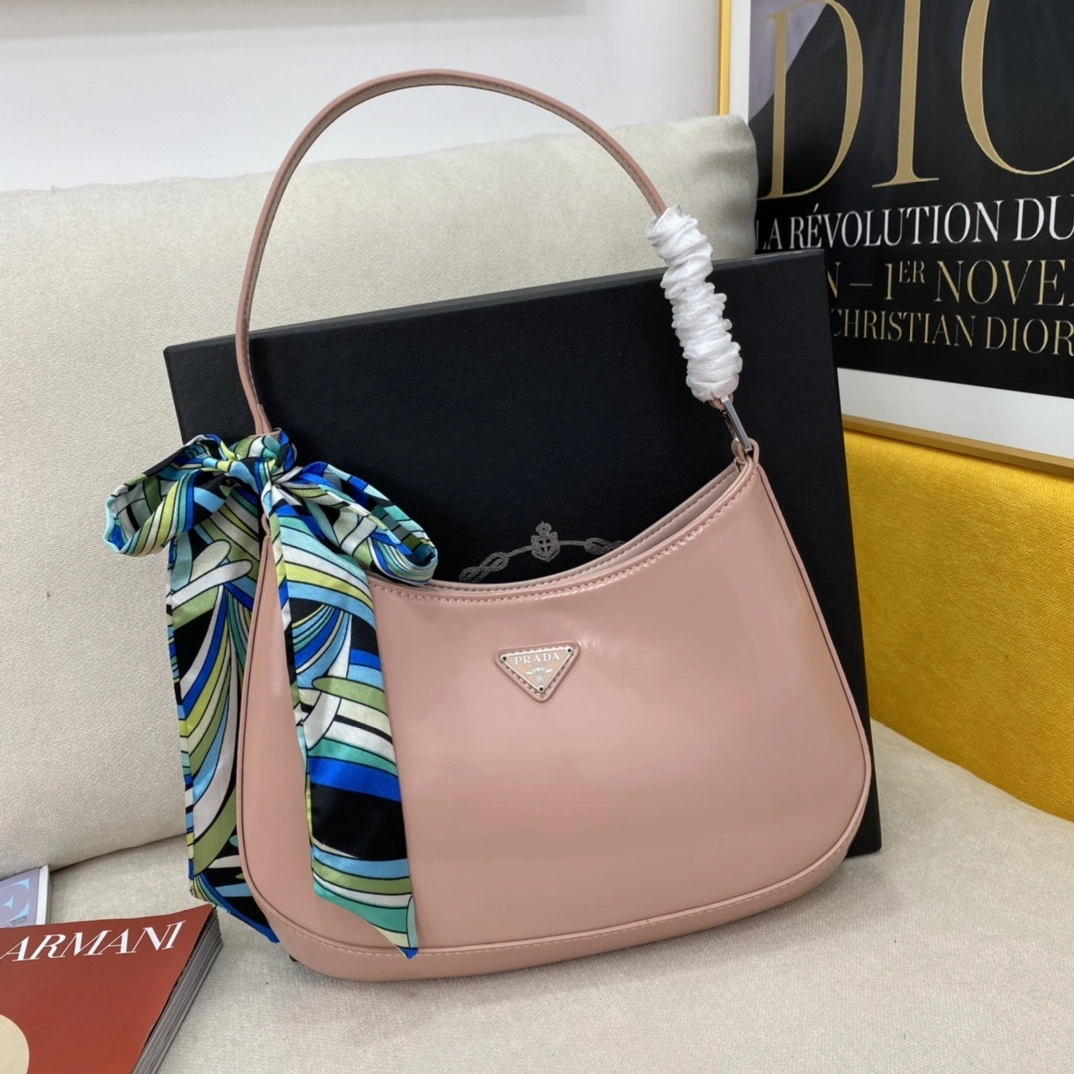 EyeCatching P*rada Top Bag 26cm 9556