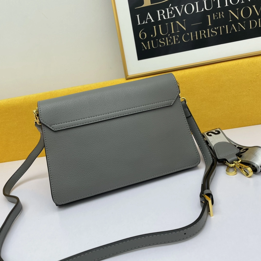 P*rada Top Bag 27*17*10cm Timeless 9553
