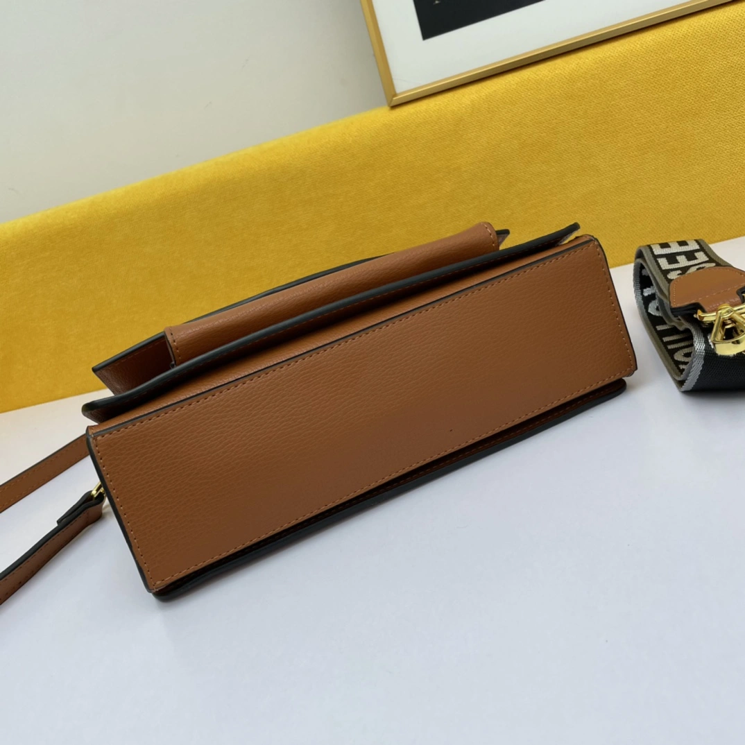 P*rada Top Bag 27*17*10cm HighPerformance 9547