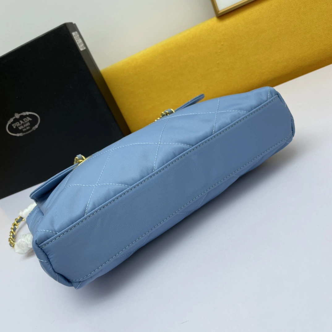 P*rada Top Bag 29*23*6cm SunProtective 9493
