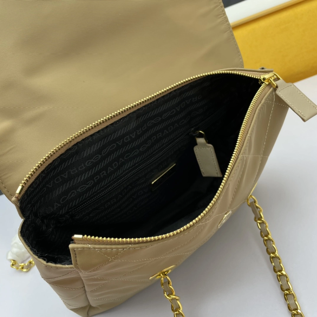 P*rada Top Bag 29*23*6cm Effortless 9494