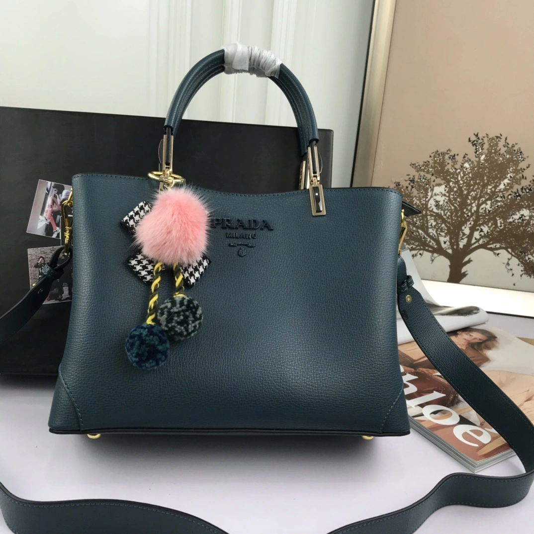 Stylish P*rada Top Bag 30*22*12cm 9506