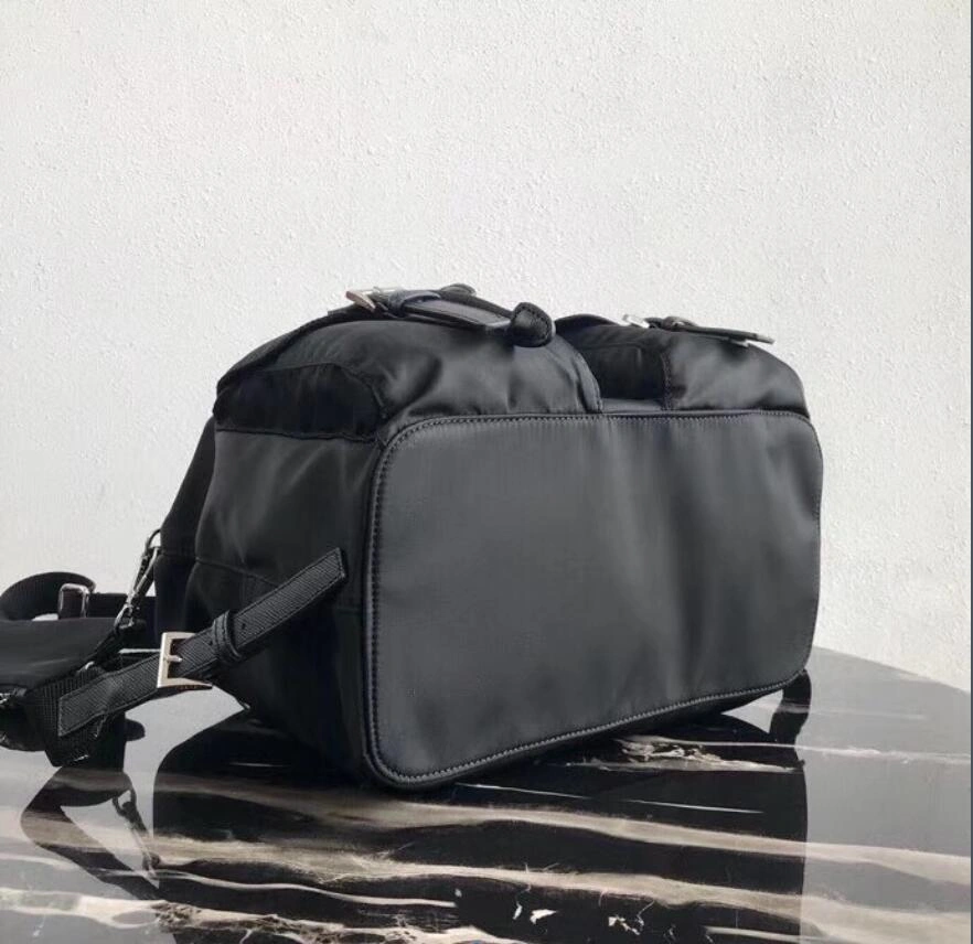 Trendsetting P*rada Top Bag 30*32*15cm 9539