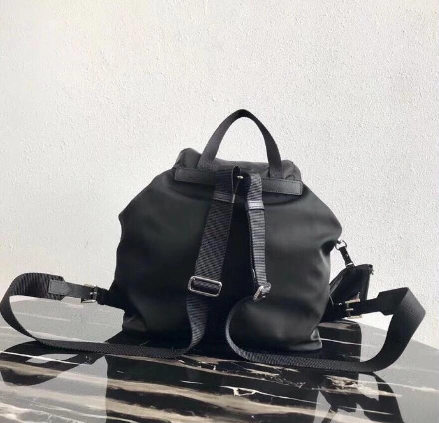 Trendsetting P*rada Top Bag 30*32*15cm 9539