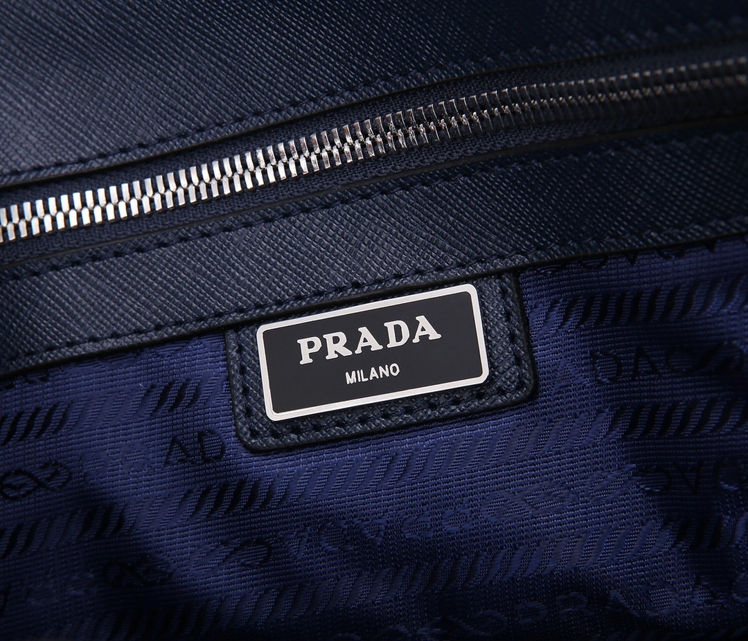 P*rada Top Bag 31.5*33.5*7cm QuickDry 9481