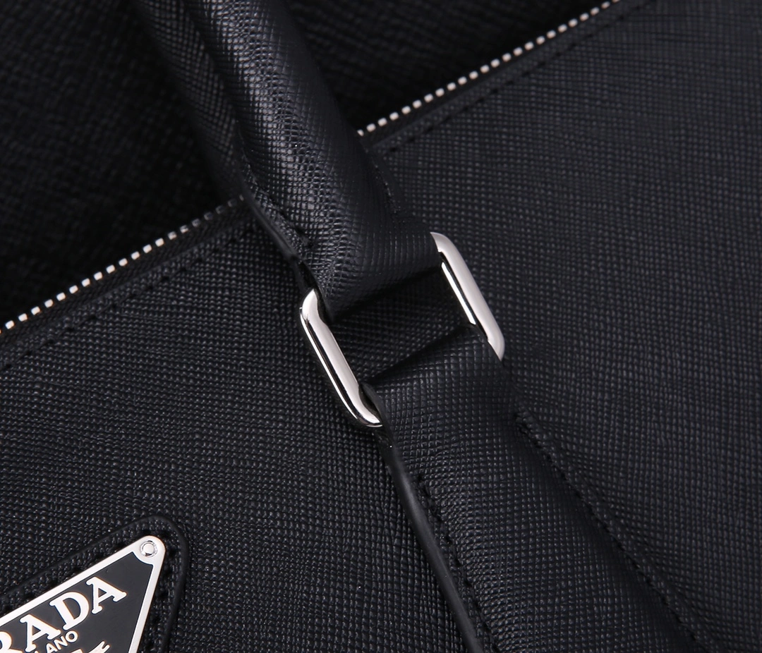 WellDesigned P*rada Top Bag 31.5*33.5*7cm 9479