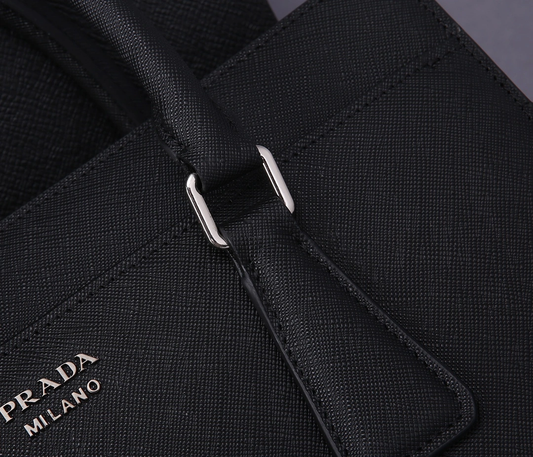 P*rada Top Bag 31.5*33*10.5cm Neat 9477