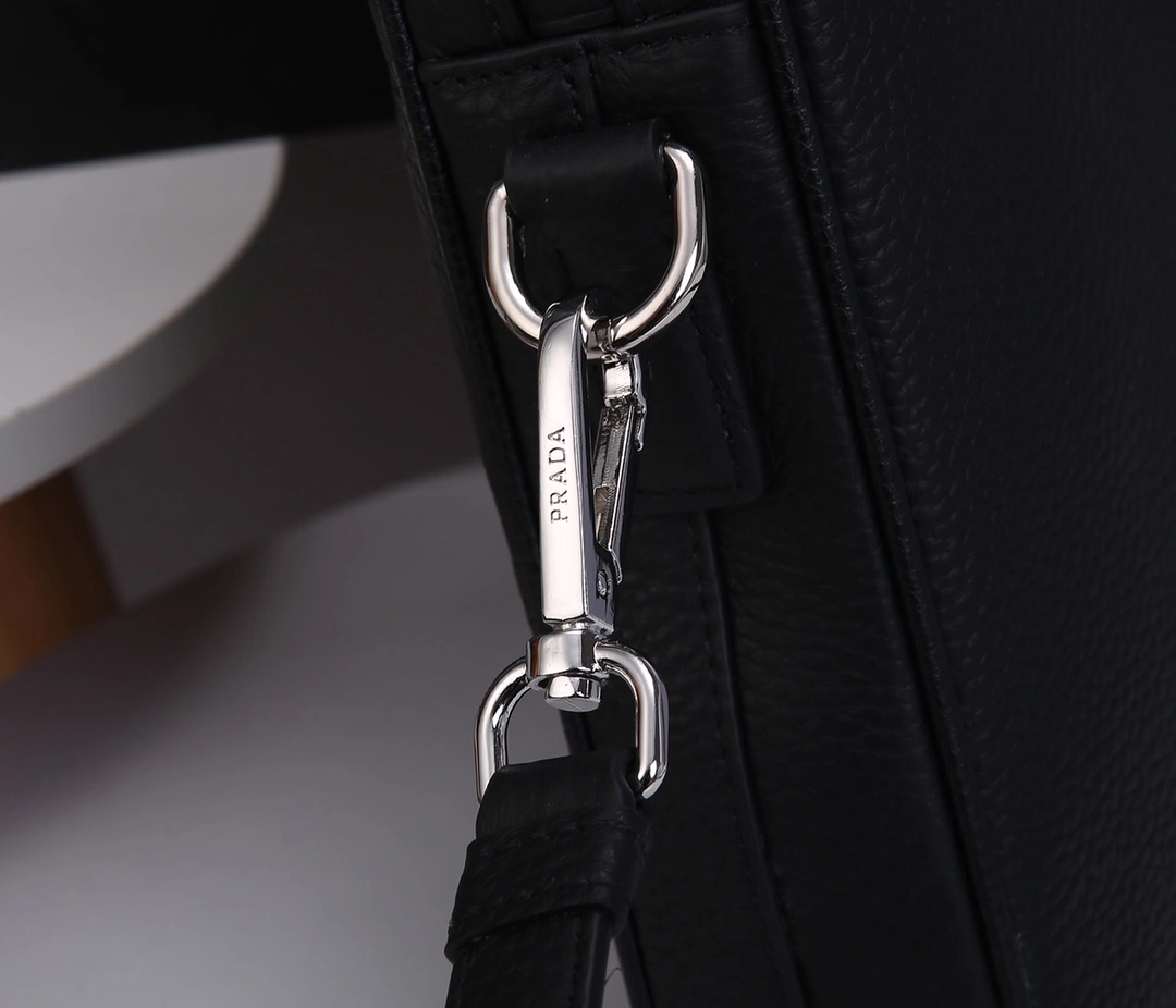 P*rada Top Bag 36*28*4cm Soft 9537