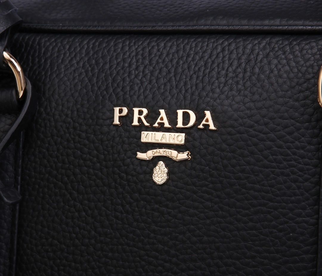 P*rada Top Bag 40*30*9cm Stylish 9536