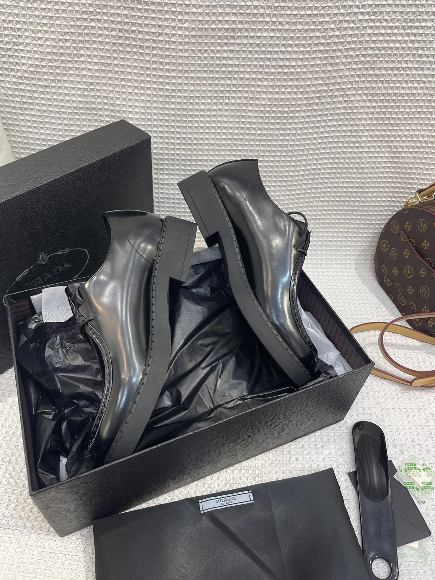P*rada Top Loafer CL 23030831- Modern 6458