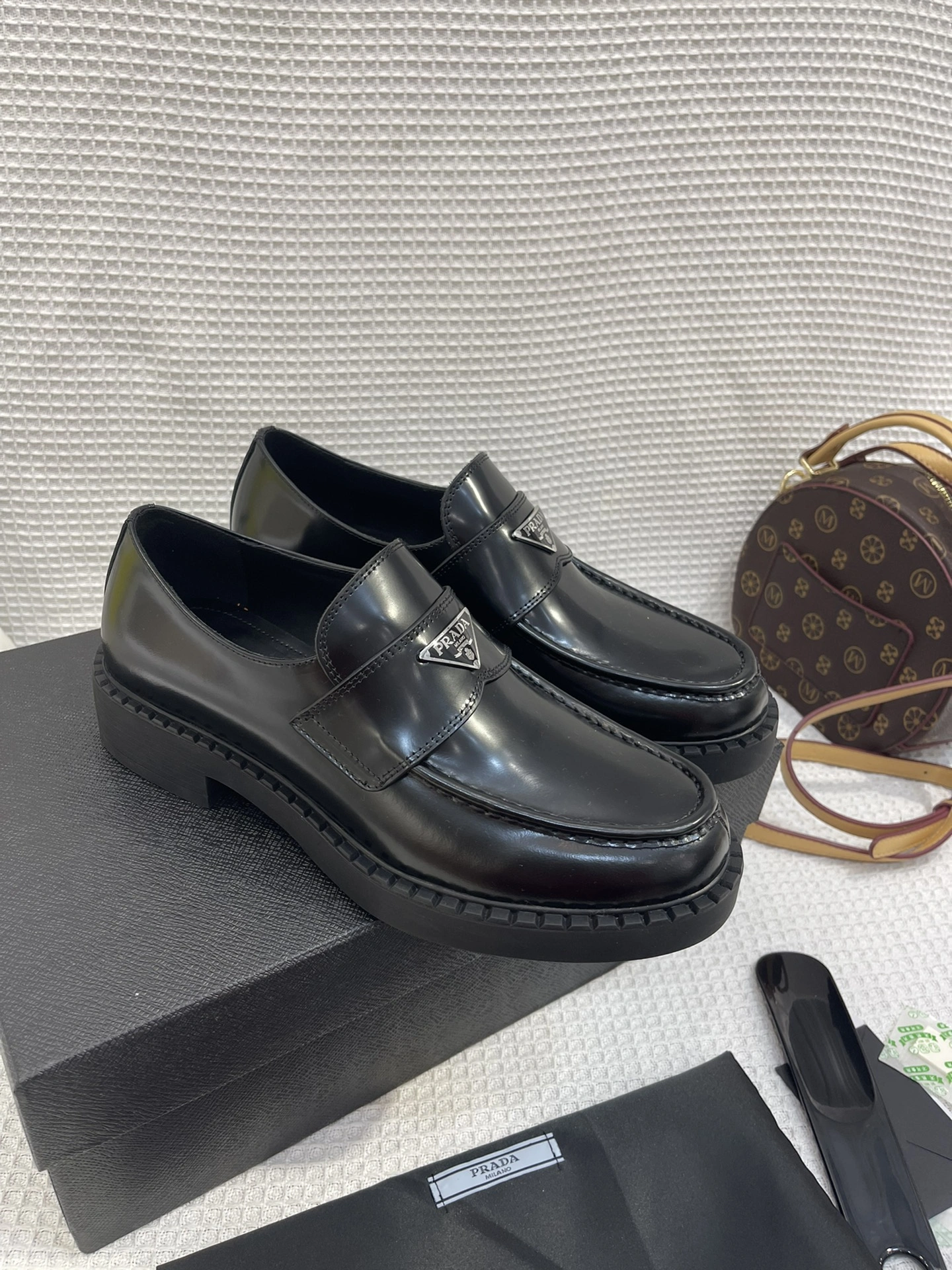 GoAnywhere P*rada Top Loafer CL 23030831- 6456