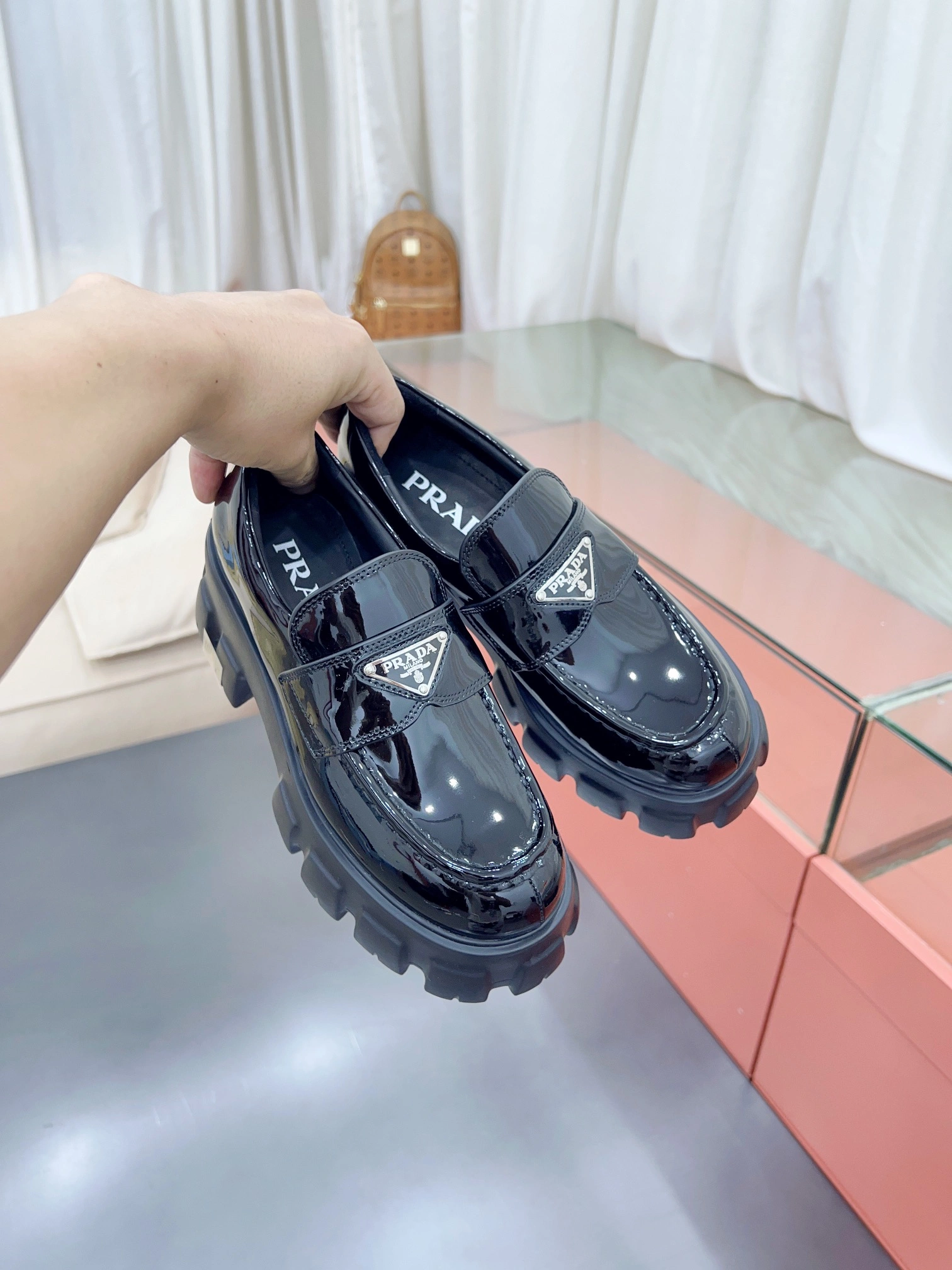 P*rada Top Loafer CL 23030831- Modern 6457