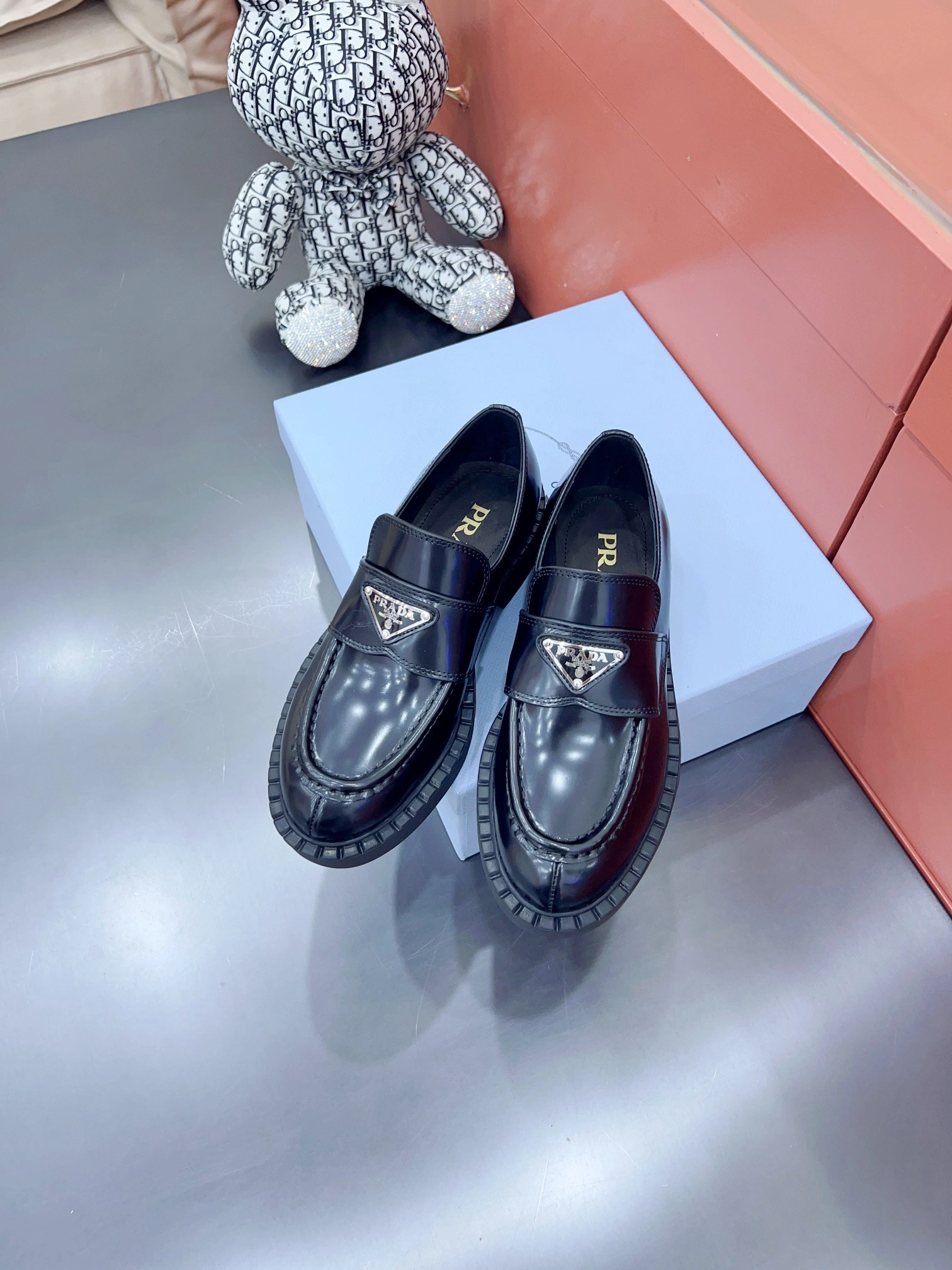 P*rada Top Loafer CL 23030831- ZeroBulk 6448