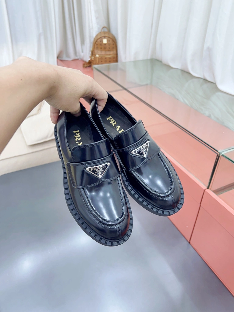 P*rada Top Loafer CL 23030831- ZeroBulk 6448