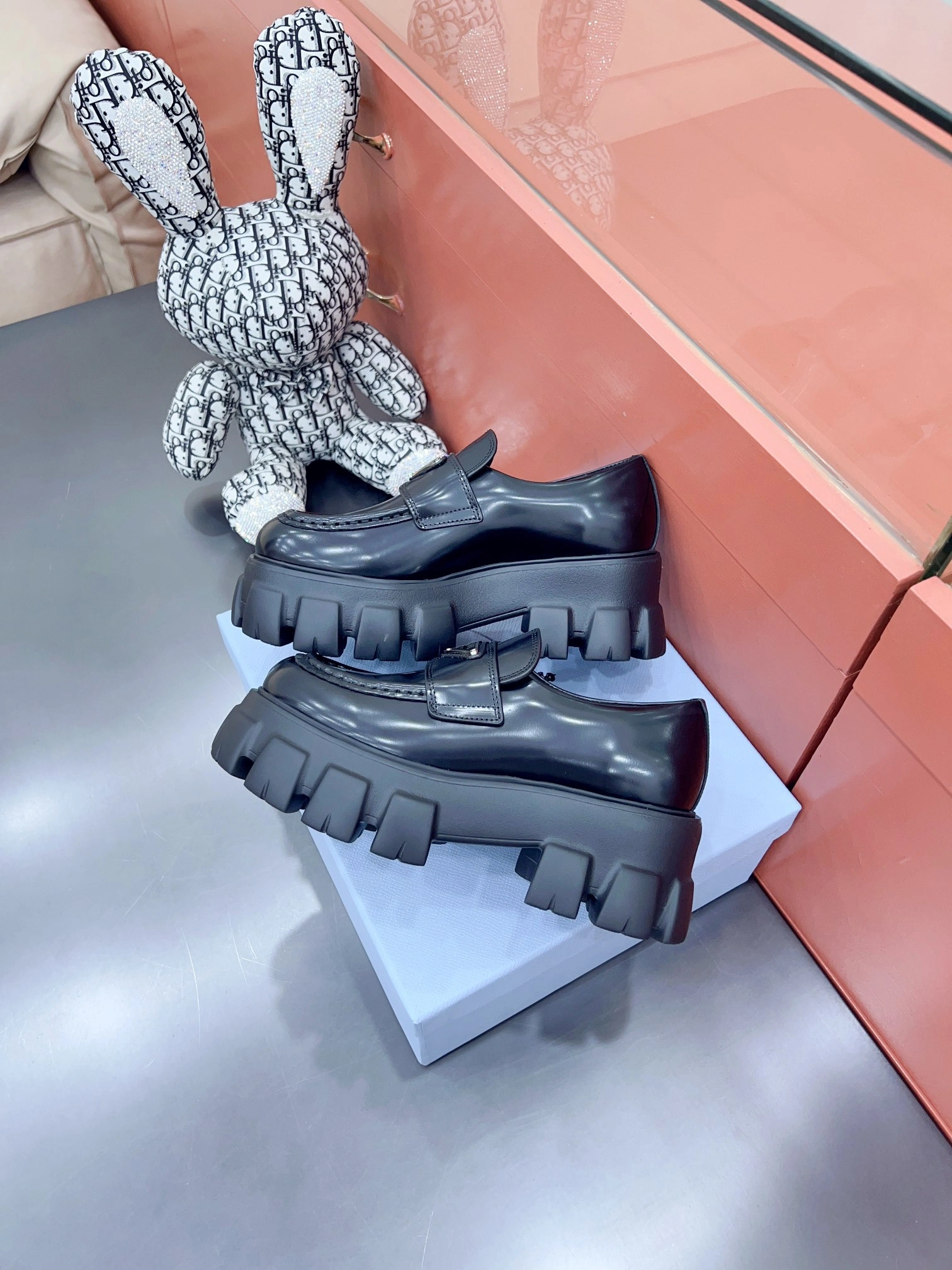 Unique P*rada Top Loafer CL 23030831- 6445