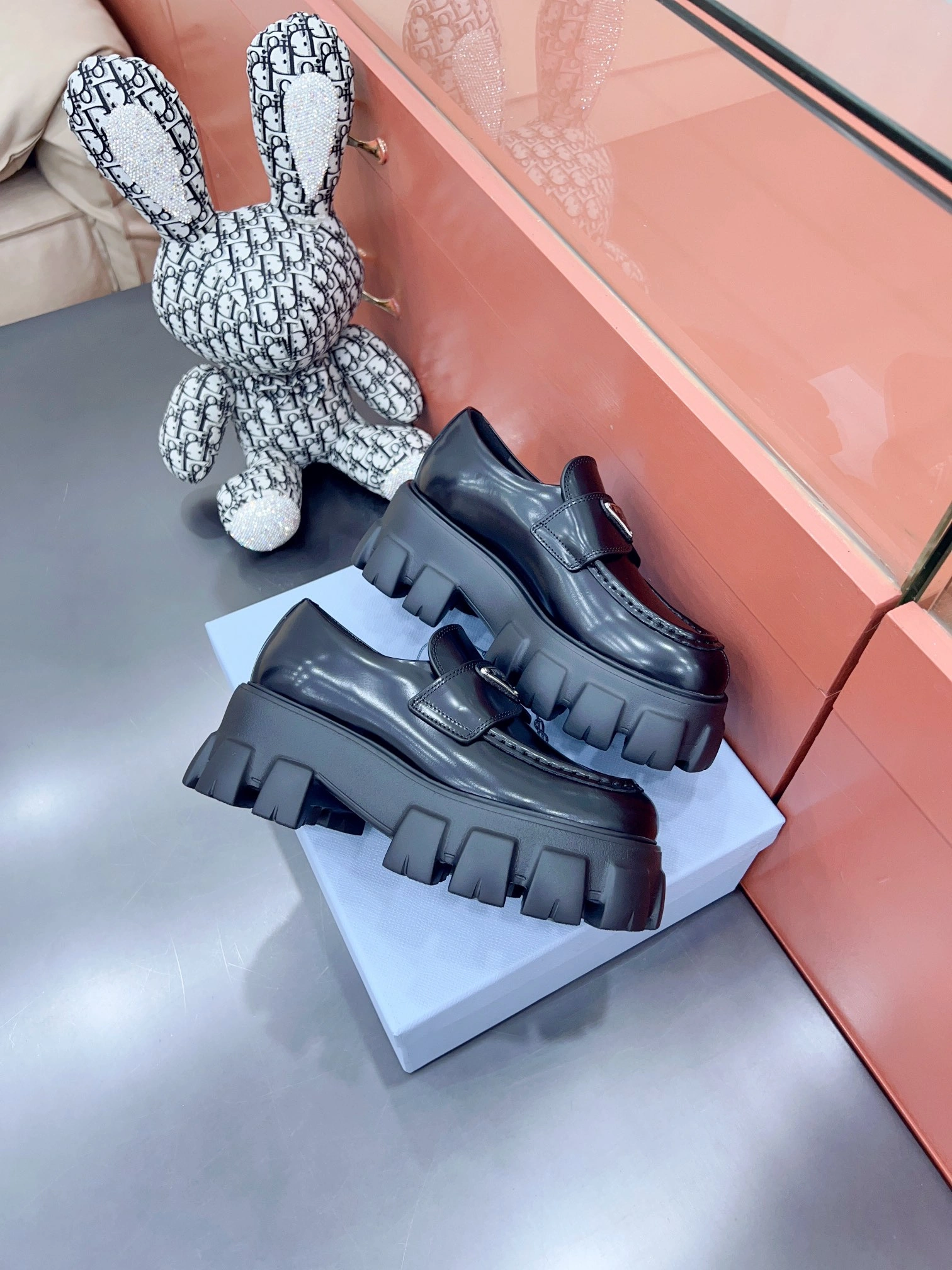 Unique P*rada Top Loafer CL 23030831- 6445