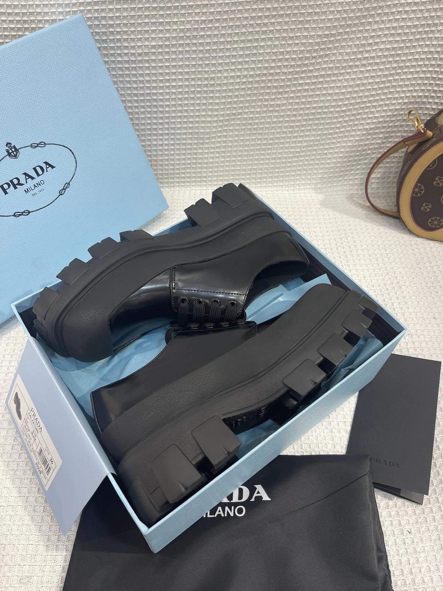 P*rada Top Loafer CL 23030831- Fashionable 6467