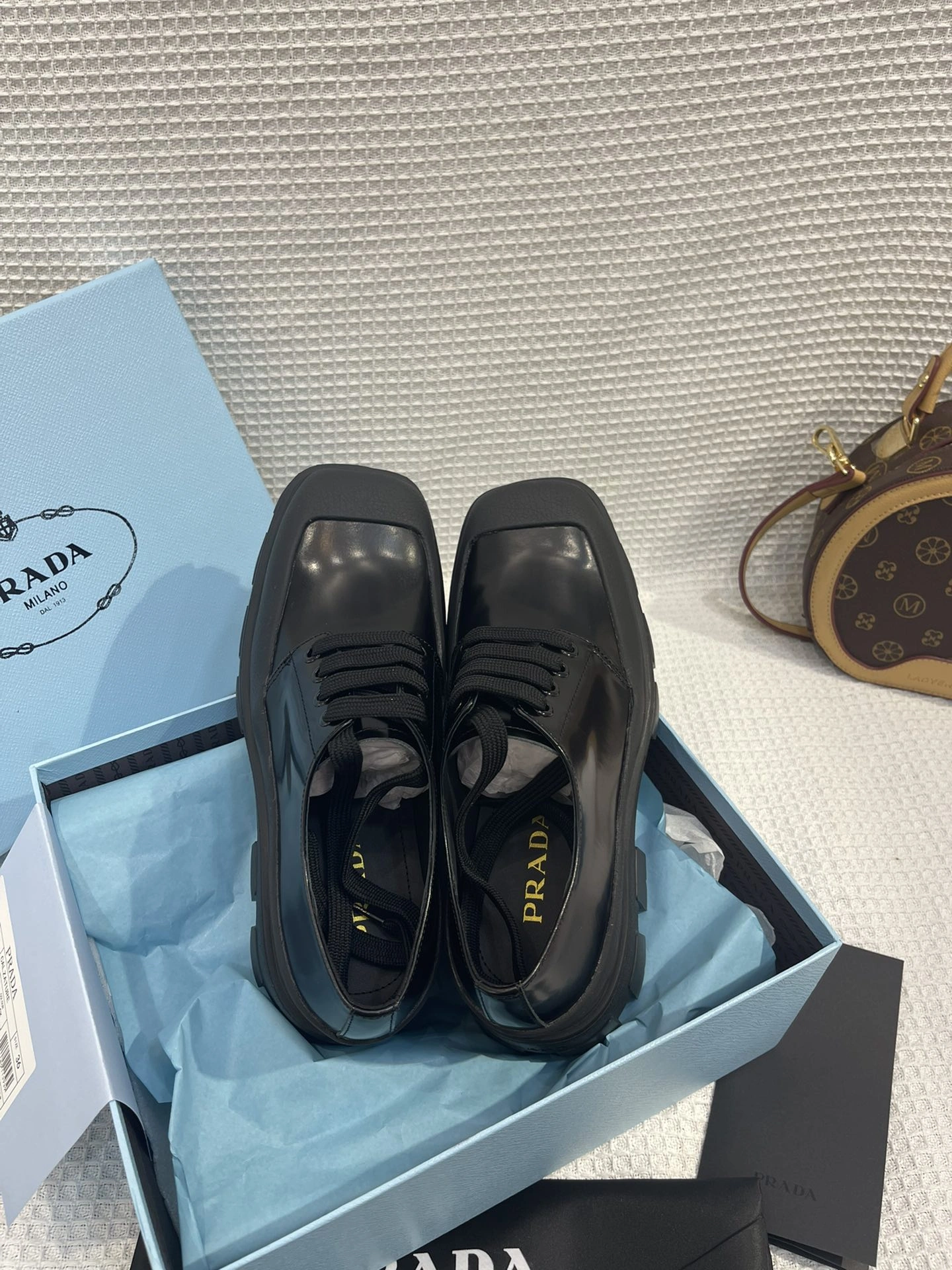P*rada Top Loafer CL 23030831- Fashionable 6467