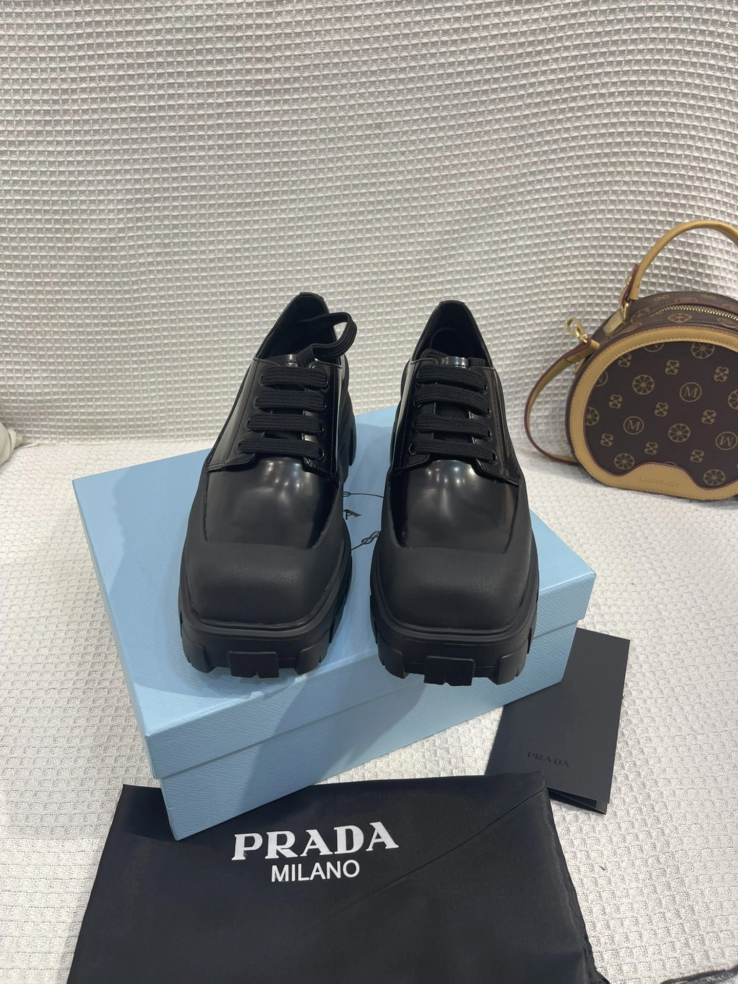 P*rada Top Loafer CL 23030831- Fashionable 6467