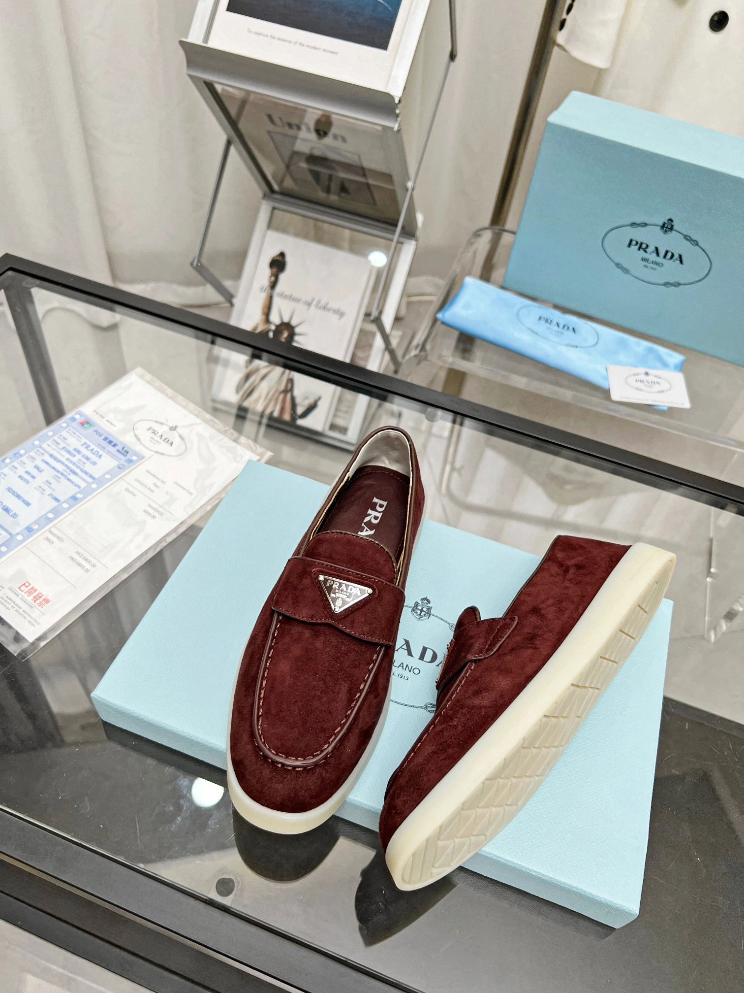 P*rada Top Loafer Low CL 20230831- Neat 6390