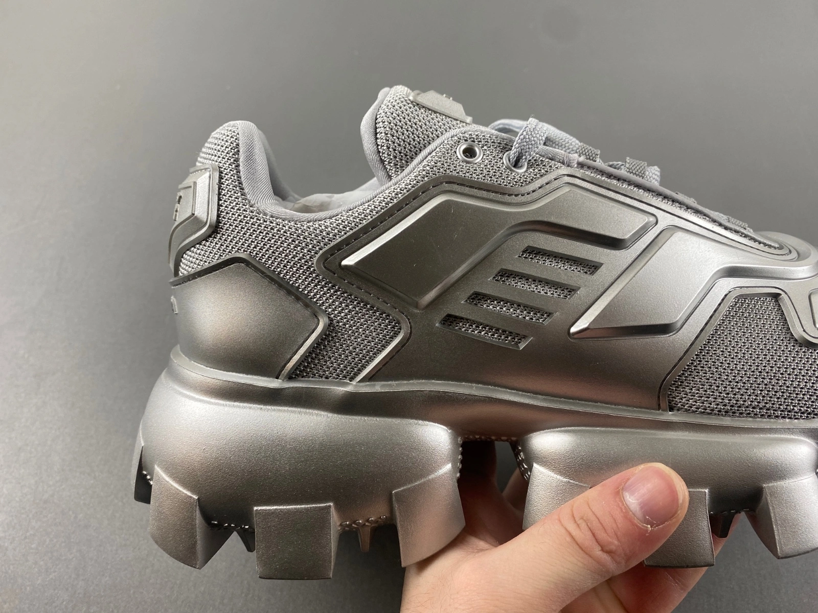 Sporty P*rada Top Sneaker Low RR 20250410- 6342