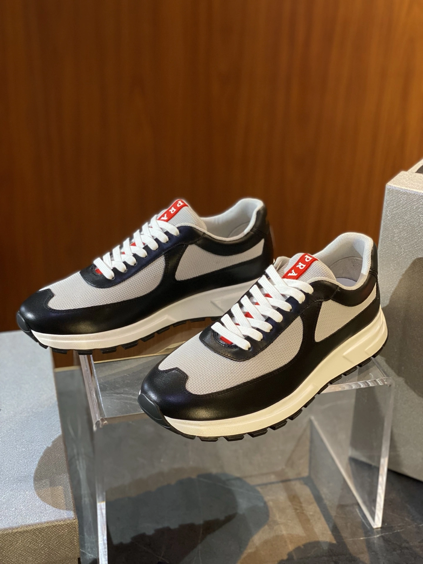 ComfortFit P*rada Top Sneaker Low RR 20250416- 6327