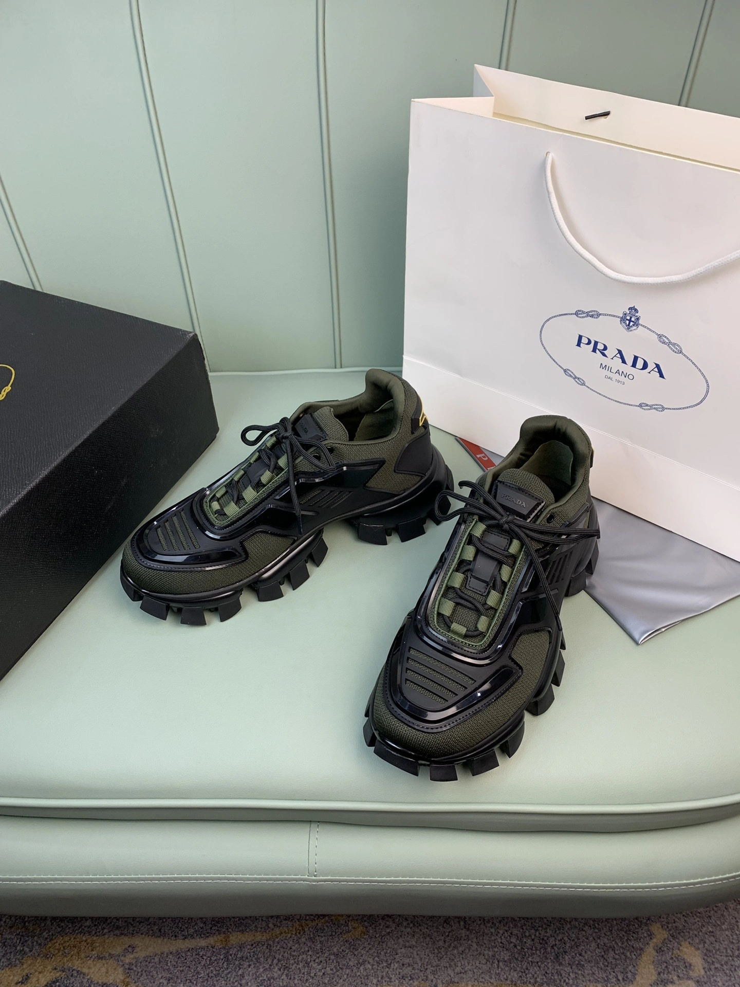Premium P*rada Top Sneakers Low CL 20230825- 6502