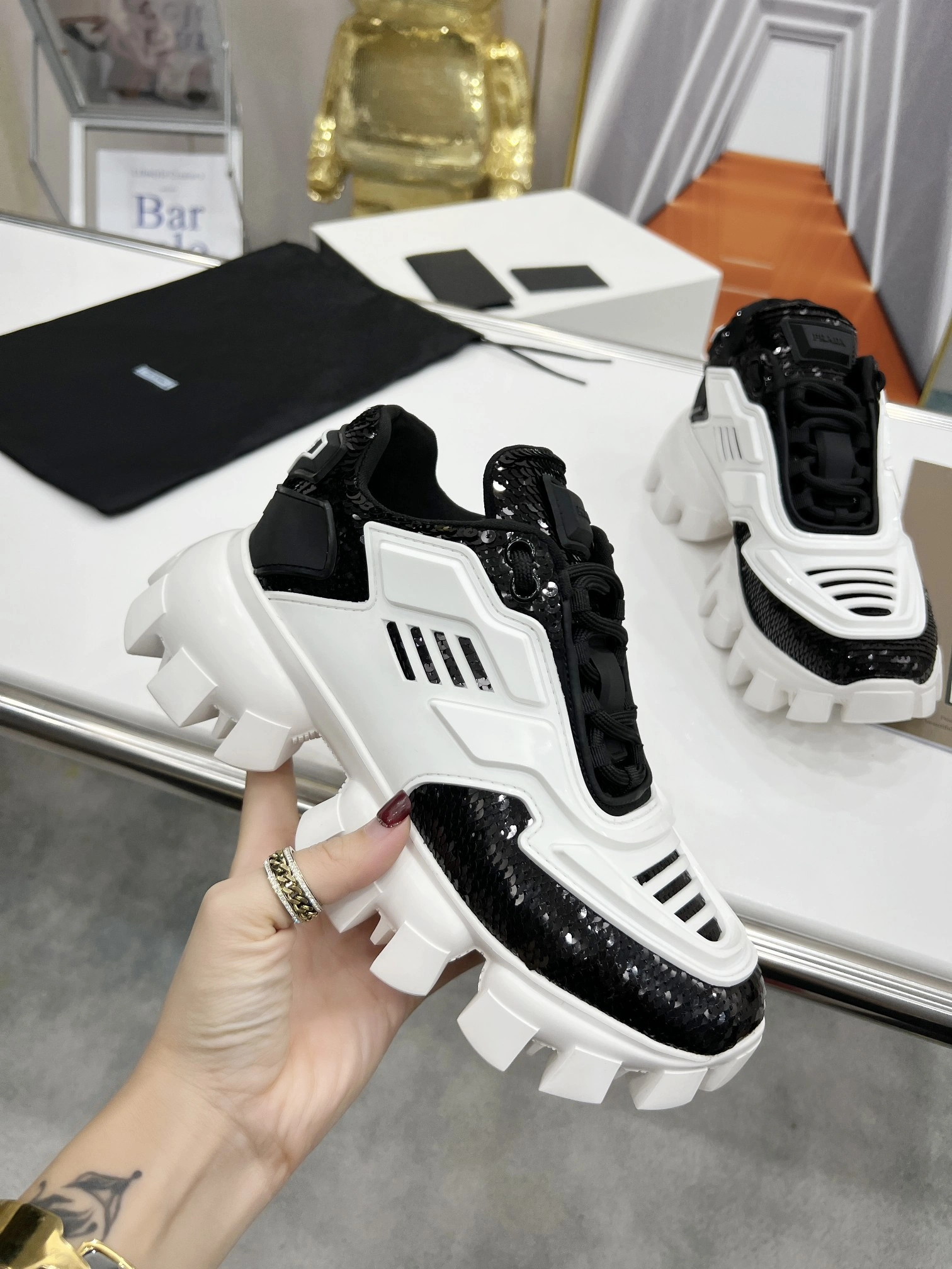FlexibleFit P*rada Top Sneakers Low CL 20230825- 6498