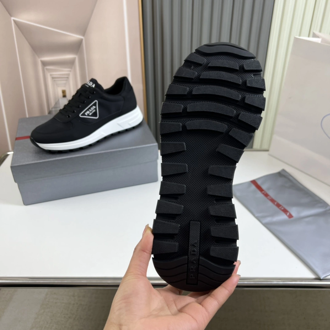 P*rada Top Sneakers Low CL 20230831- OdorResistant 6451