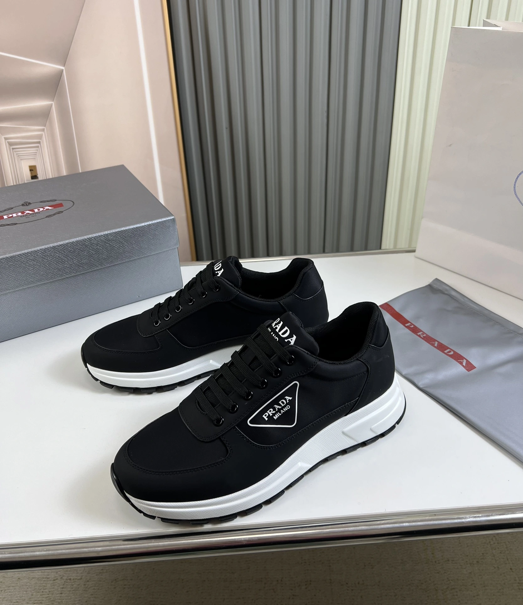 P*rada Top Sneakers Low CL 20230831- OdorResistant 6451