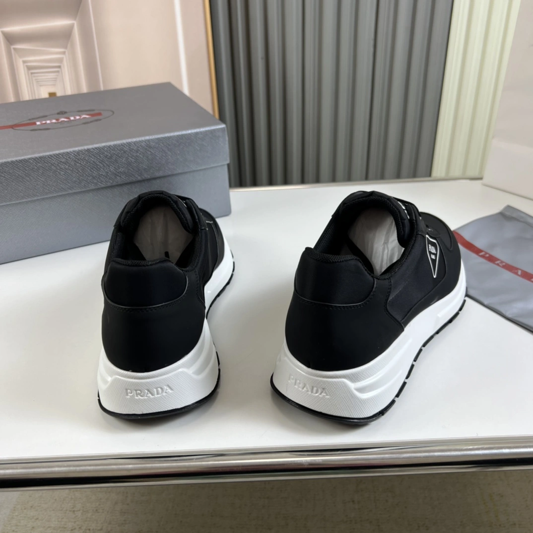 P*rada Top Sneakers Low CL 20230831- OdorResistant 6451