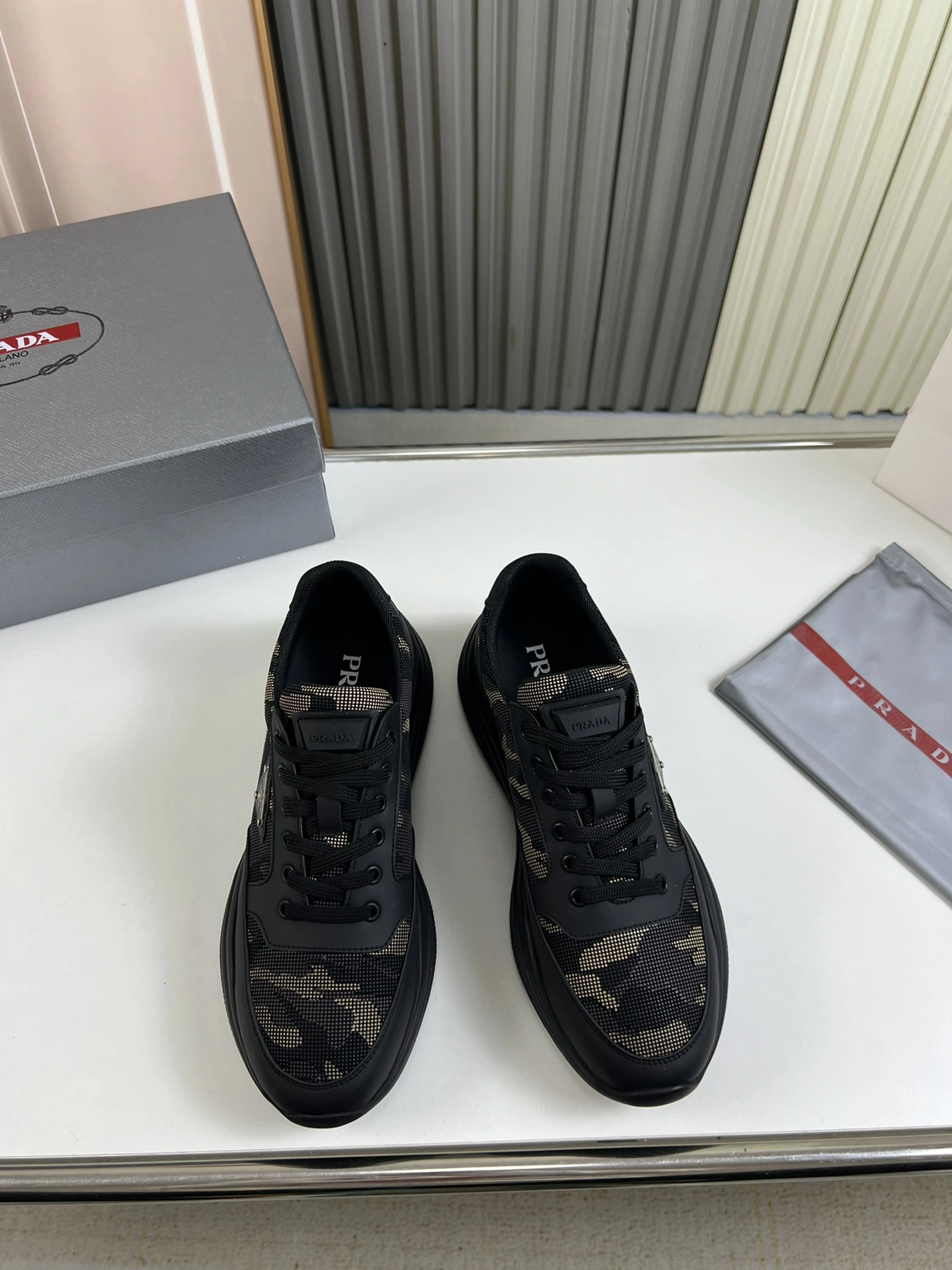 P*rada Top Sneakers Low CL 20230831- Flexible 6440