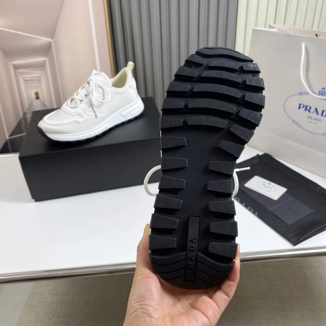 P*rada Top Sneakers Low CL 20230831- Seasonal 6437