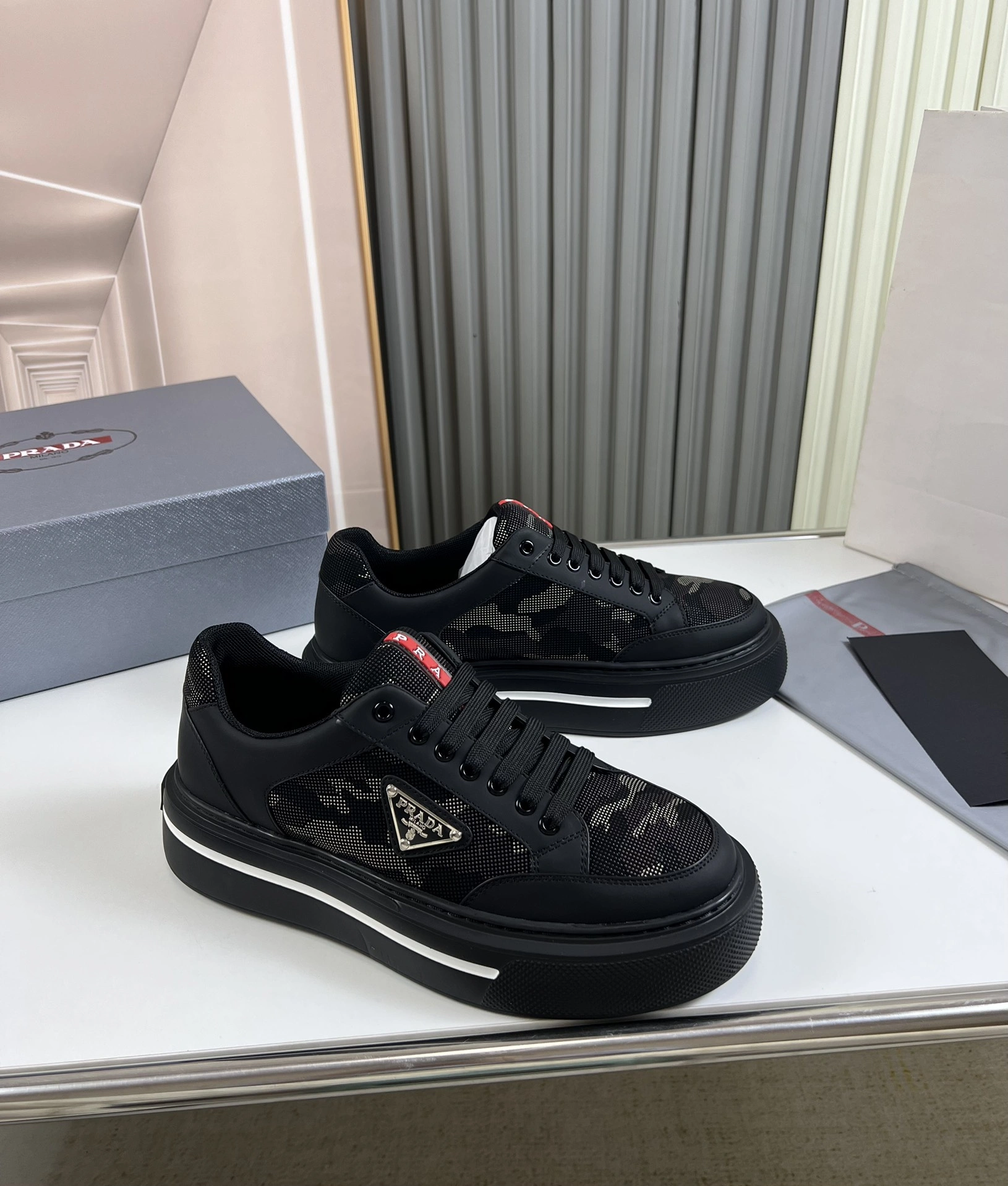 P*rada Top Sneakers Low CL 20230831- Modern 6429