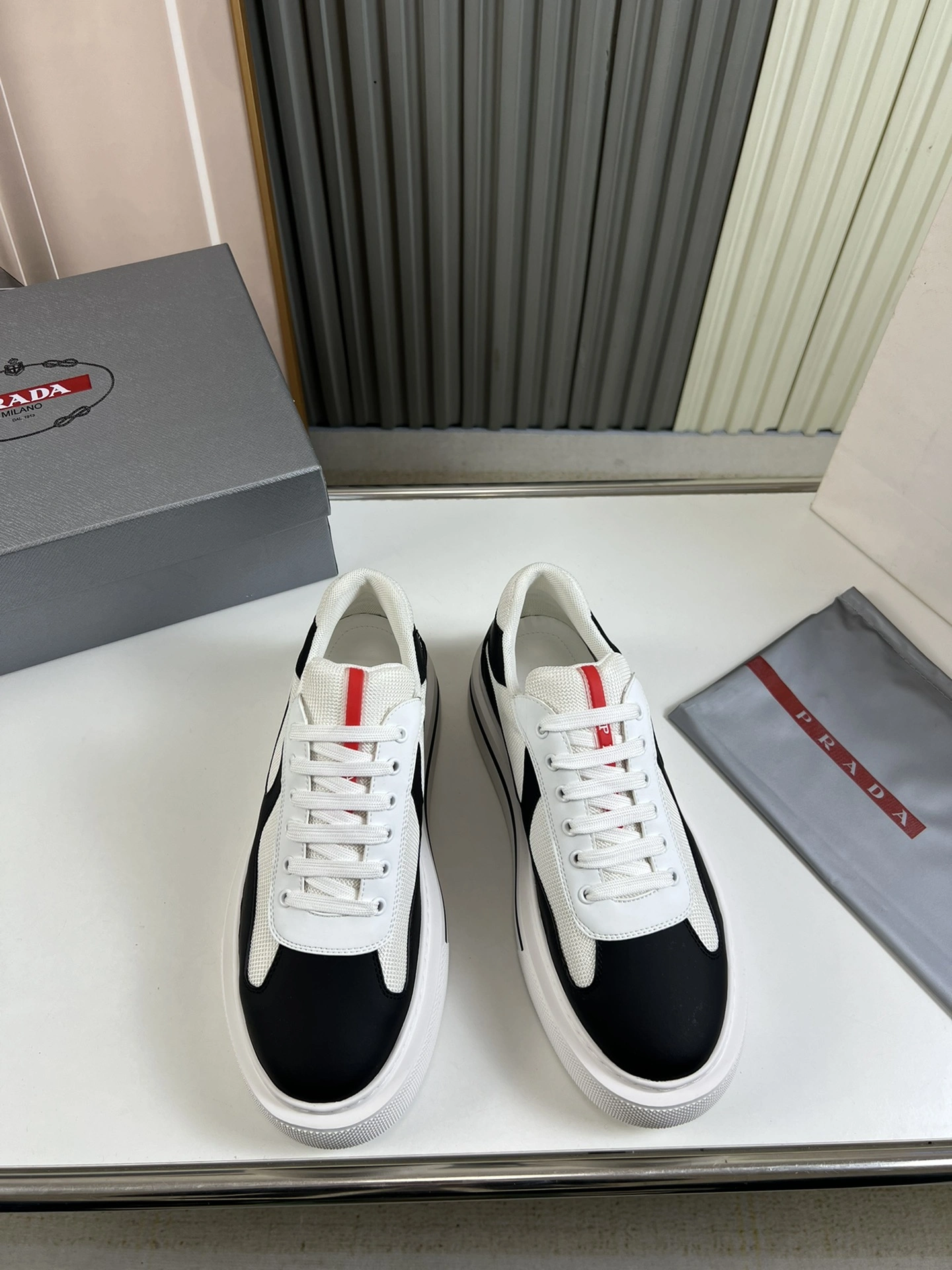 P*rada Top Sneakers Low CL 20230831- TravelReady 6412