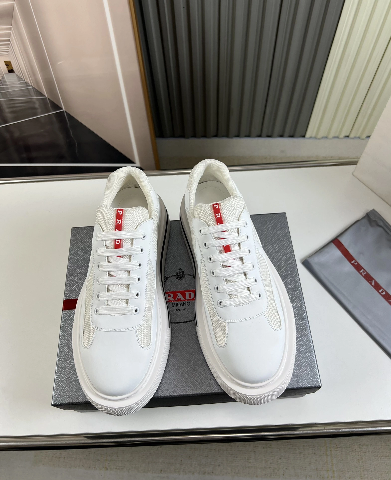 P*rada Top Sneakers Low CL 20230831- Resilient 6408
