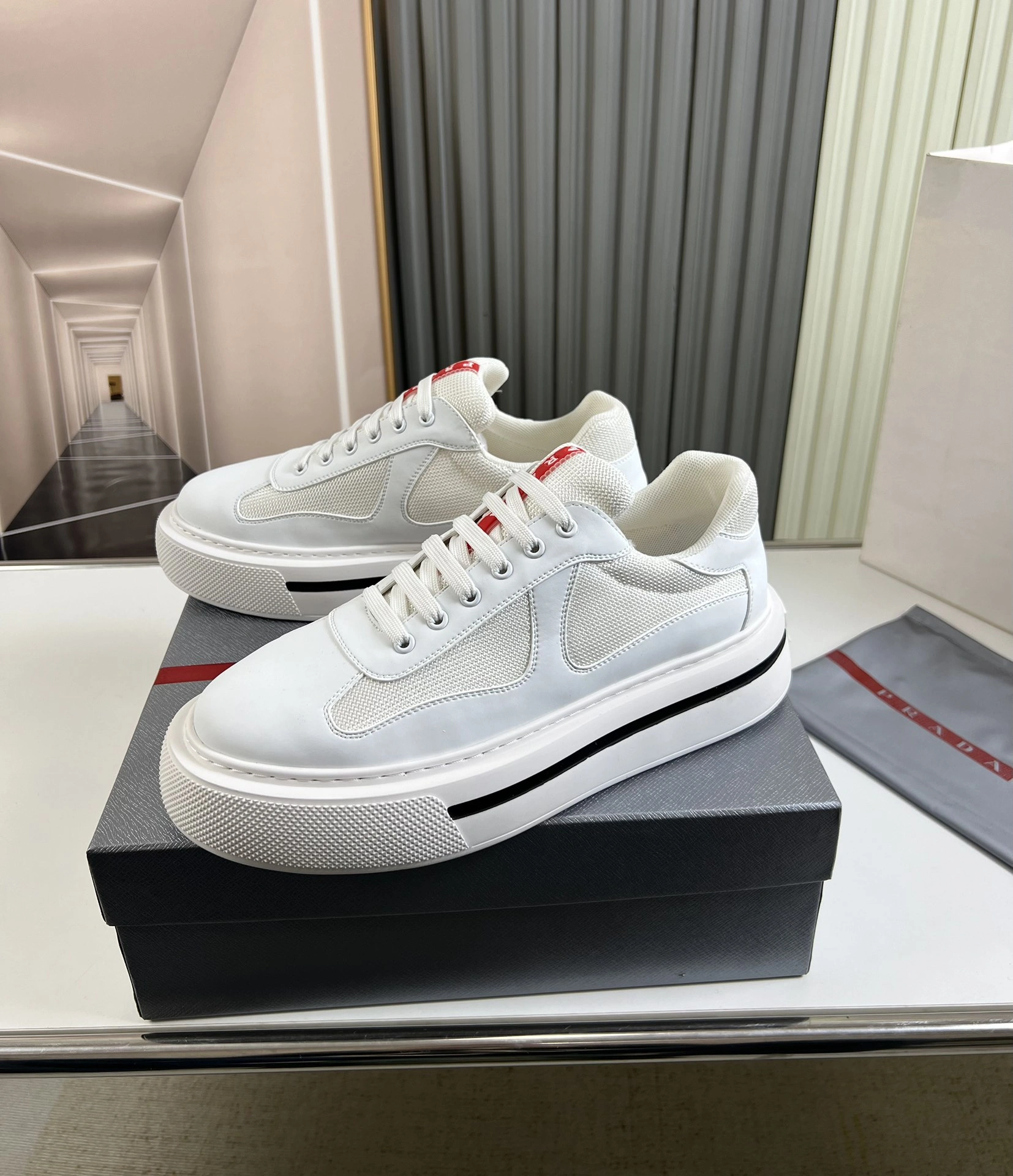 P*rada Top Sneakers Low CL 20230831- Resilient 6408
