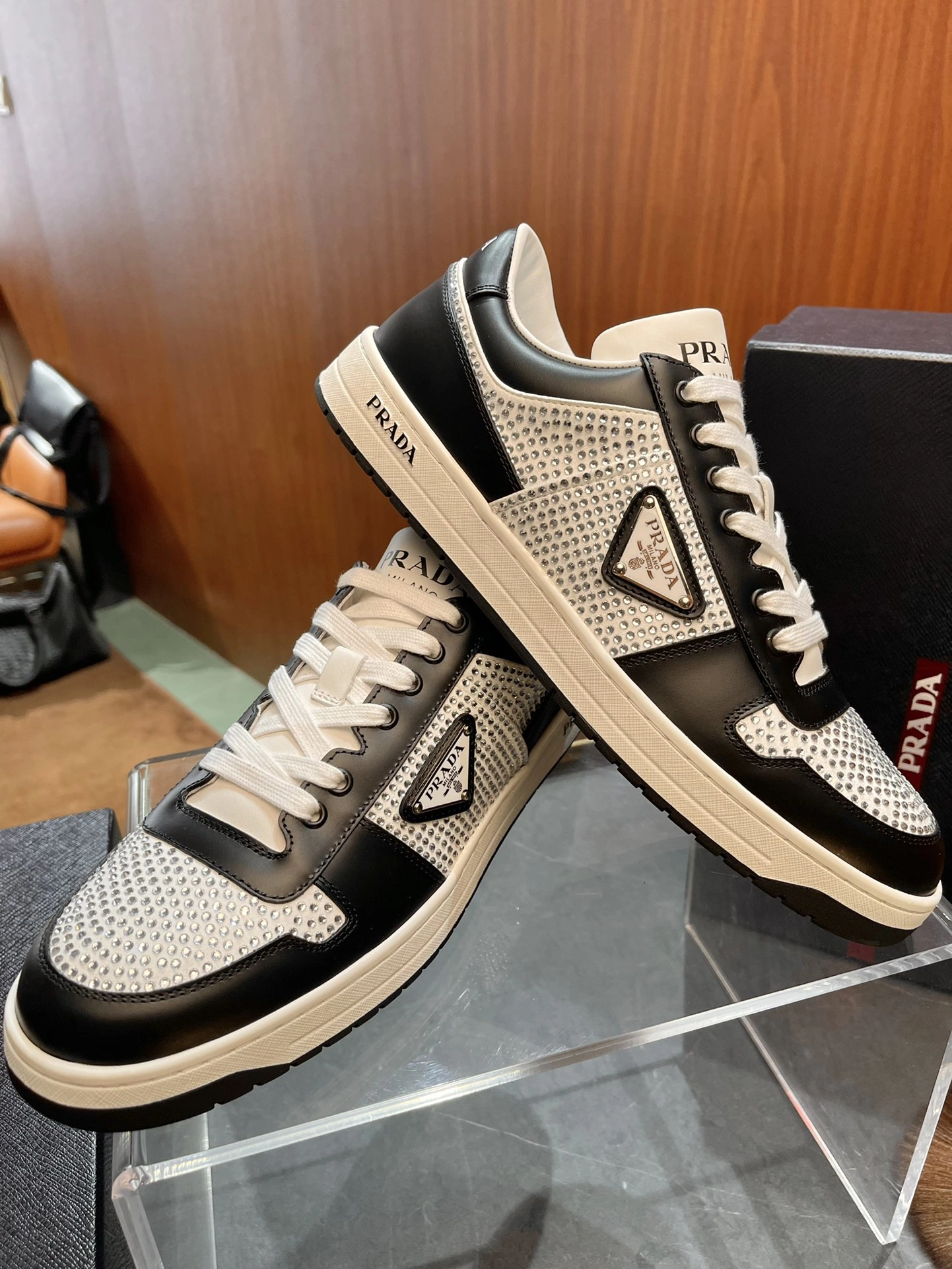 P*rada Top Sneakers Low RR20231221- Versatile 6374